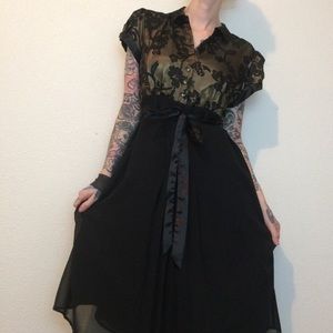 Fun & Flirty Black/Gold Velvet Floral Pinup Dress